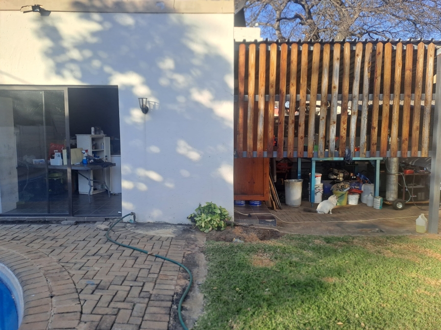3 Bedroom Property for Sale in Geelhoutpark North West